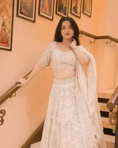 Escort Ballarpur